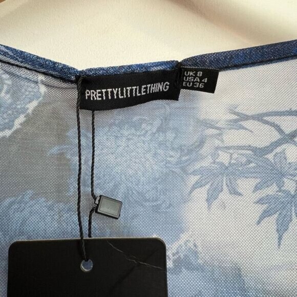 Brand New Pretty Little Thing Women’s 4 Blue Dragon Print Long Sleeve Crop Top - Picture 11 of 13